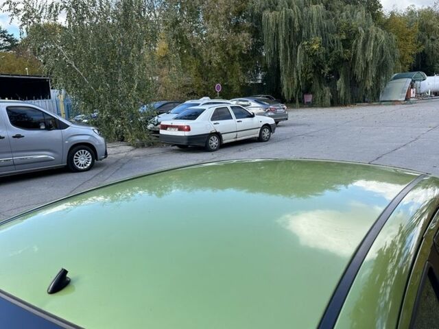 Зеленый Шевроле Авео, объемом двигателя 1.5 л и пробегом 221 тыс. км за 2500 $, фото 3 на Automoto.ua