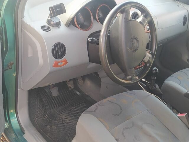 Зеленый Шевроле Авео, объемом двигателя 1.5 л и пробегом 270 тыс. км за 2500 $, фото 6 на Automoto.ua