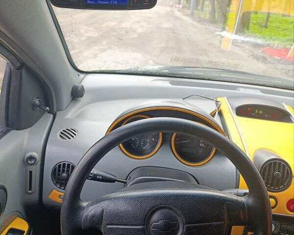 Зеленый Шевроле Авео, объемом двигателя 1.5 л и пробегом 230 тыс. км за 2300 $, фото 1 на Automoto.ua