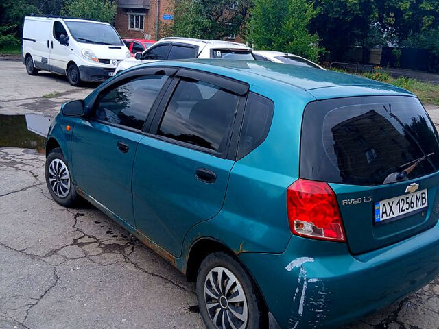 Зелений Шевроле Авео, об'ємом двигуна 1.5 л та пробігом 180 тис. км за 1750 $, фото 2 на Automoto.ua