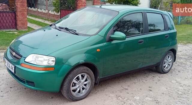Зелений Шевроле Авео, об'ємом двигуна 1.5 л та пробігом 260 тис. км за 1450 $, фото 6 на Automoto.ua