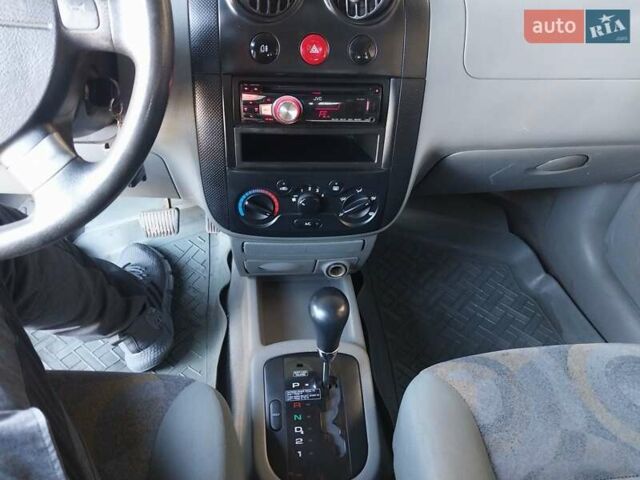 Зелений Шевроле Авео, об'ємом двигуна 1.5 л та пробігом 150 тис. км за 3400 $, фото 15 на Automoto.ua