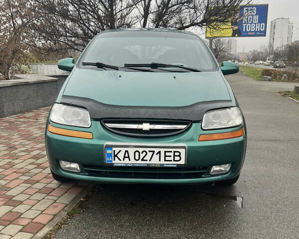 Зеленый Шевроле Авео, объемом двигателя 1.5 л и пробегом 235 тыс. км за 2600 $, фото 4 на Automoto.ua