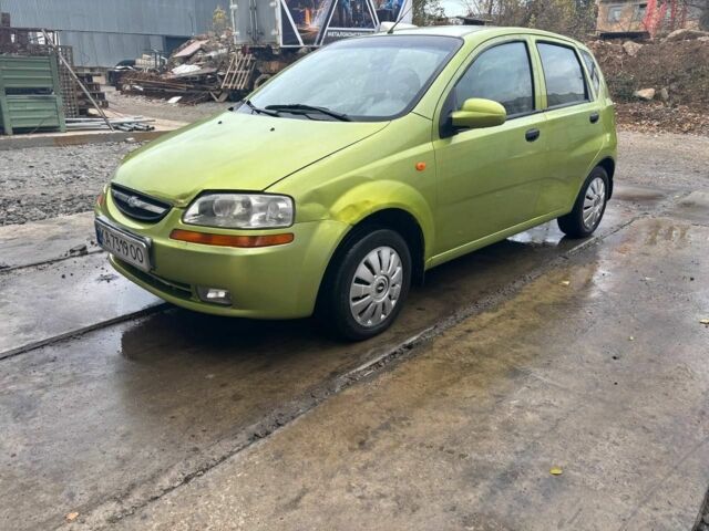 Зелений Шевроле Авео, об'ємом двигуна 1.5 л та пробігом 178 тис. км за 1600 $, фото 1 на Automoto.ua