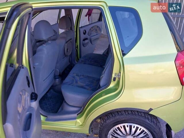 Зелений Шевроле Авео, об'ємом двигуна 1.5 л та пробігом 150 тис. км за 3500 $, фото 15 на Automoto.ua