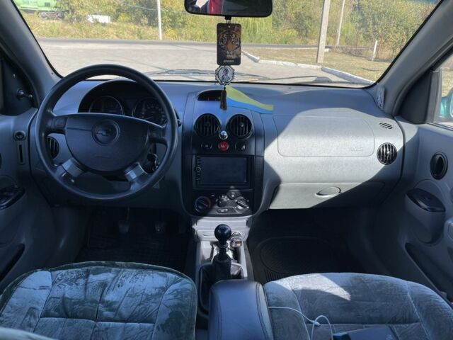 Зеленый Шевроле Авео, объемом двигателя 1.5 л и пробегом 270 тыс. км за 2000 $, фото 10 на Automoto.ua