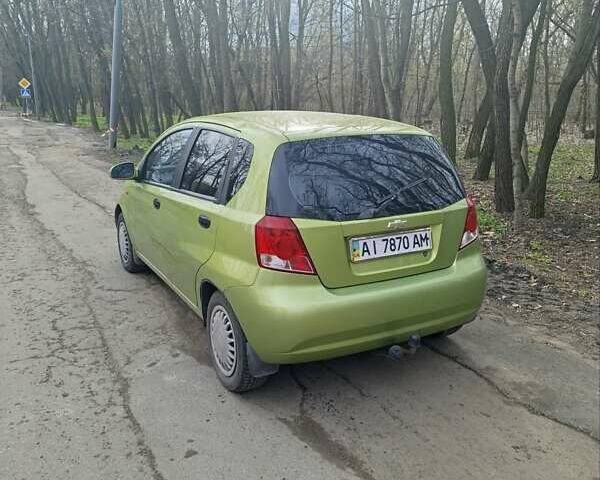 Зеленый Шевроле Авео, объемом двигателя 1.5 л и пробегом 230 тыс. км за 2300 $, фото 7 на Automoto.ua