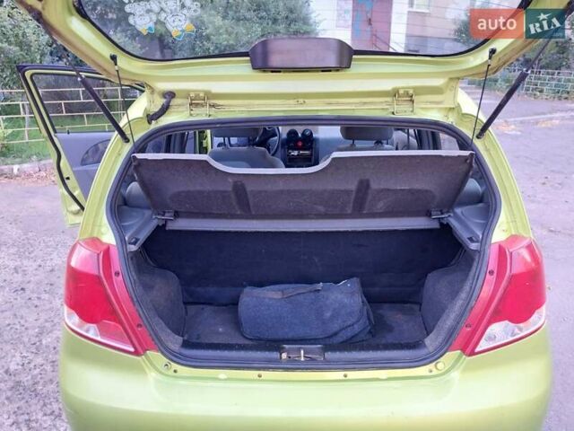 Зелений Шевроле Авео, об'ємом двигуна 1.5 л та пробігом 150 тис. км за 3500 $, фото 22 на Automoto.ua