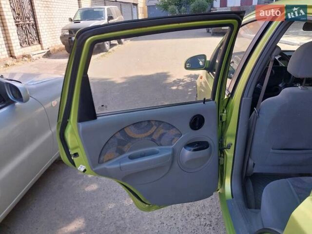 Зелений Шевроле Авео, об'ємом двигуна 1.5 л та пробігом 150 тис. км за 3500 $, фото 14 на Automoto.ua