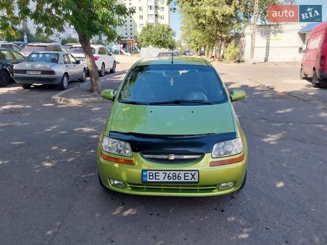 Зелений Шевроле Авео, об'ємом двигуна 1.5 л та пробігом 150 тис. км за 3500 $, фото 6 на Automoto.ua