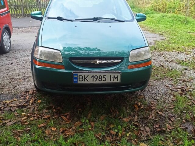 Зеленый Шевроле Авео, объемом двигателя 1.5 л и пробегом 186 тыс. км за 3200 $, фото 1 на Automoto.ua