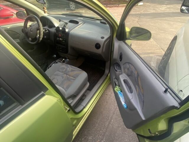 Зеленый Шевроле Авео, объемом двигателя 1.5 л и пробегом 240 тыс. км за 3500 $, фото 7 на Automoto.ua