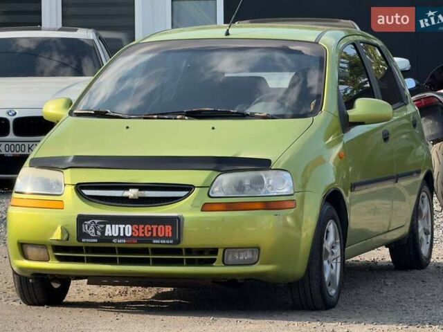 Зеленый Шевроле Авео, объемом двигателя 1.5 л и пробегом 143 тыс. км за 3300 $, фото 2 на Automoto.ua