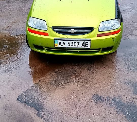 Зеленый Шевроле Авео, объемом двигателя 1.5 л и пробегом 269 тыс. км за 400 $, фото 4 на Automoto.ua