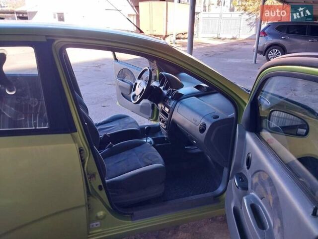 Зелений Шевроле Авео, об'ємом двигуна 1.5 л та пробігом 150 тис. км за 3400 $, фото 17 на Automoto.ua