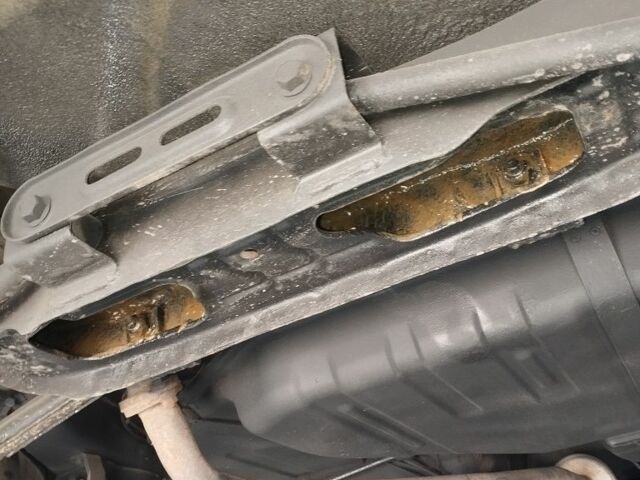 Зелений Шевроле Авео, об'ємом двигуна 1.6 л та пробігом 324 тис. км за 4000 $, фото 4 на Automoto.ua