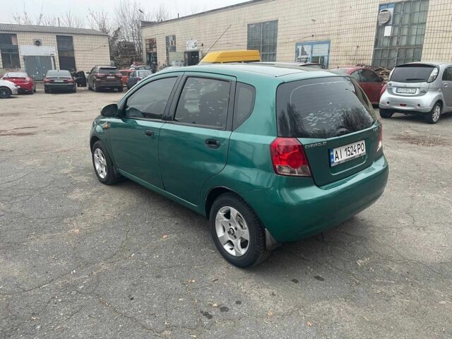 Зеленый Шевроле Авео, объемом двигателя 1.5 л и пробегом 200 тыс. км за 2500 $, фото 3 на Automoto.ua