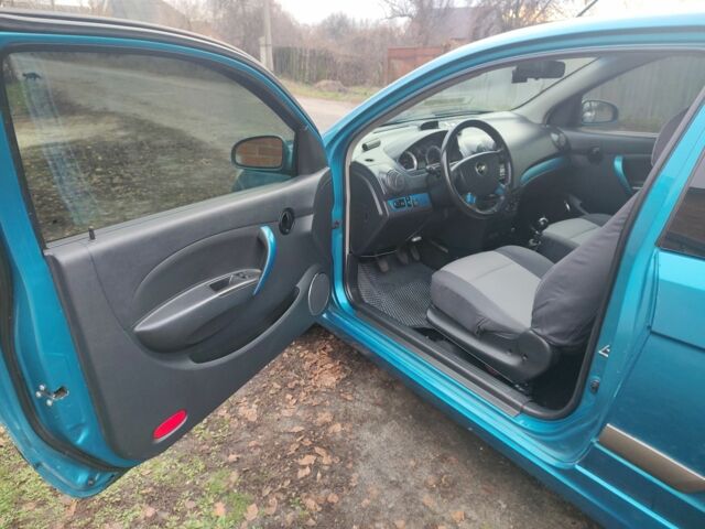 Зелений Шевроле Авео, об'ємом двигуна 1.5 л та пробігом 157 тис. км за 3200 $, фото 3 на Automoto.ua