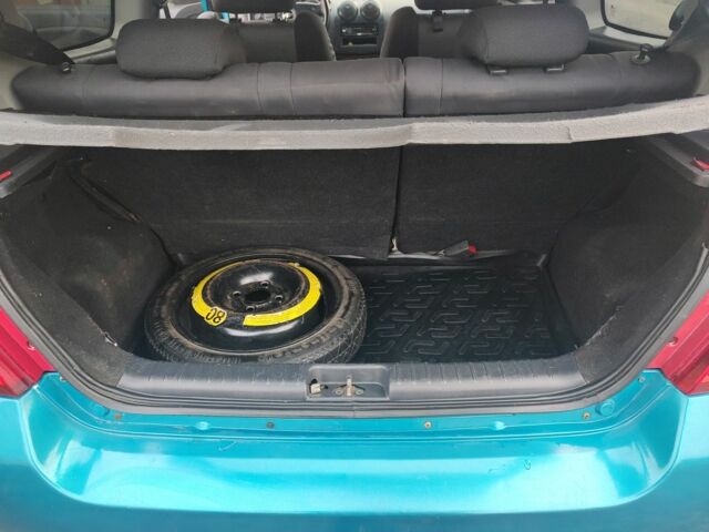 Зелений Шевроле Авео, об'ємом двигуна 1.5 л та пробігом 157 тис. км за 3200 $, фото 5 на Automoto.ua