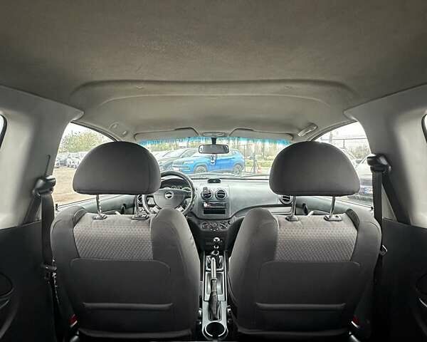 Зелений Шевроле Авео, об'ємом двигуна 2 л та пробігом 286 тис. км за 3600 $, фото 13 на Automoto.ua