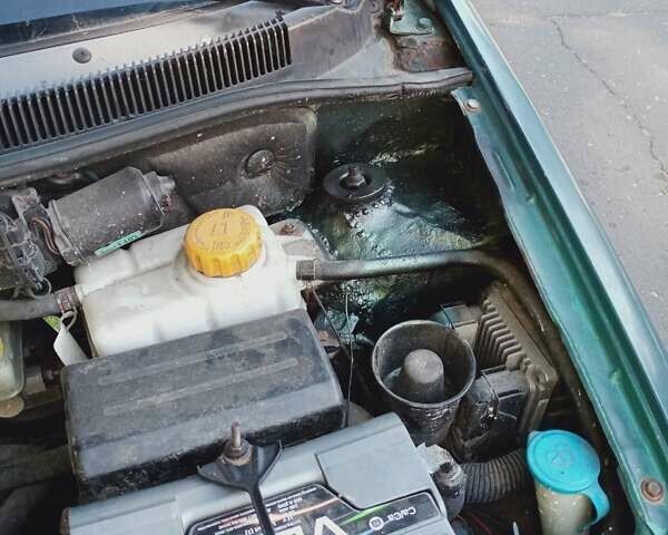 Зелений Шевроле Авео, об'ємом двигуна 1.5 л та пробігом 470 тис. км за 1500 $, фото 7 на Automoto.ua