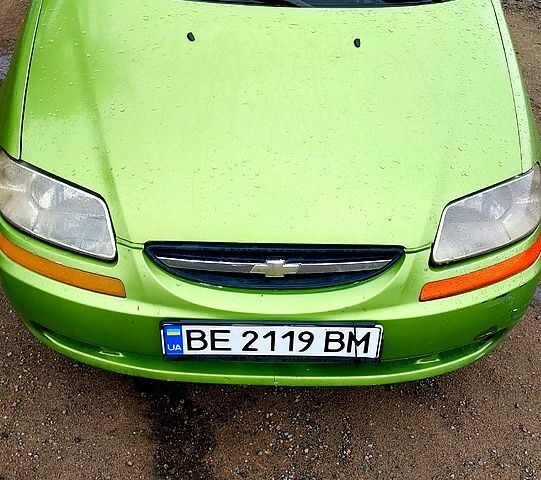 Зелений Шевроле Авео, об'ємом двигуна 1.5 л та пробігом 370 тис. км за 2000 $, фото 4 на Automoto.ua