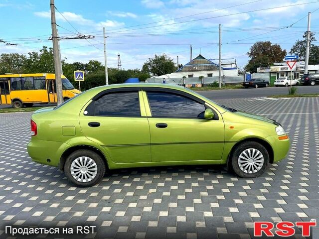 Зеленый Шевроле Авео, объемом двигателя 1.5 л и пробегом 250 тыс. км за 2600 $, фото 5 на Automoto.ua