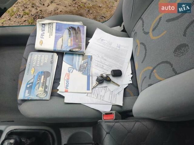 Зелений Шевроле Авео, об'ємом двигуна 1.5 л та пробігом 211 тис. км за 2500 $, фото 16 на Automoto.ua