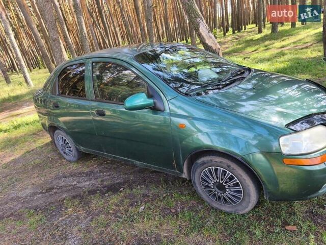 Зеленый Шевроле Авео, объемом двигателя 1.5 л и пробегом 168 тыс. км за 2500 $, фото 1 на Automoto.ua