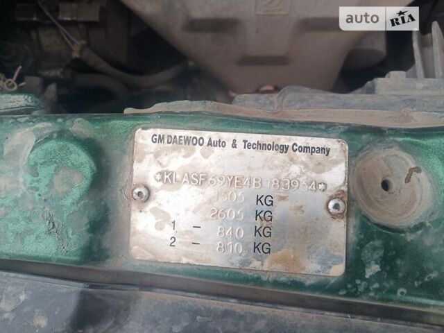 Зеленый Шевроле Авео, объемом двигателя 1.5 л и пробегом 305 тыс. км за 2000 $, фото 16 на Automoto.ua