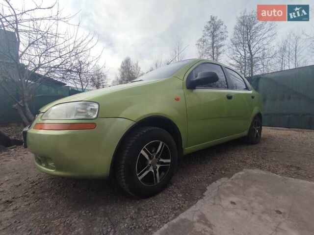 Зеленый Шевроле Авео, объемом двигателя 1.5 л и пробегом 290 тыс. км за 2450 $, фото 5 на Automoto.ua