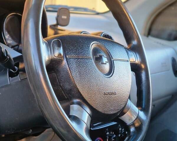 Зеленый Шевроле Авео, объемом двигателя 1.5 л и пробегом 223 тыс. км за 1850 $, фото 16 на Automoto.ua