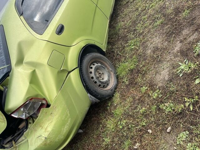 Зеленый Шевроле Авео, объемом двигателя 1.5 л и пробегом 368 тыс. км за 630 $, фото 3 на Automoto.ua