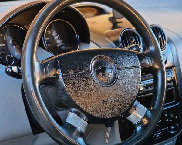 Зеленый Шевроле Авео, объемом двигателя 1.5 л и пробегом 223 тыс. км за 1850 $, фото 18 на Automoto.ua