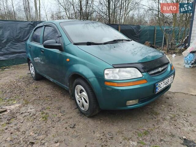 Зелений Шевроле Авео, об'ємом двигуна 1.5 л та пробігом 211 тис. км за 2500 $, фото 2 на Automoto.ua