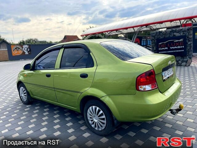 Зеленый Шевроле Авео, объемом двигателя 1.5 л и пробегом 250 тыс. км за 2600 $, фото 3 на Automoto.ua