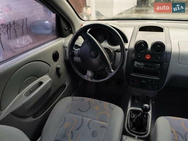 Зелений Шевроле Авео, об'ємом двигуна 1.5 л та пробігом 211 тис. км за 2500 $, фото 19 на Automoto.ua