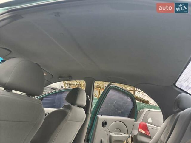 Зелений Шевроле Авео, об'ємом двигуна 1.5 л та пробігом 211 тис. км за 2500 $, фото 14 на Automoto.ua