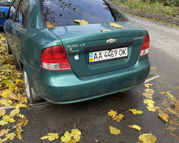 Зеленый Шевроле Авео, объемом двигателя 1.5 л и пробегом 400 тыс. км за 999 $, фото 3 на Automoto.ua