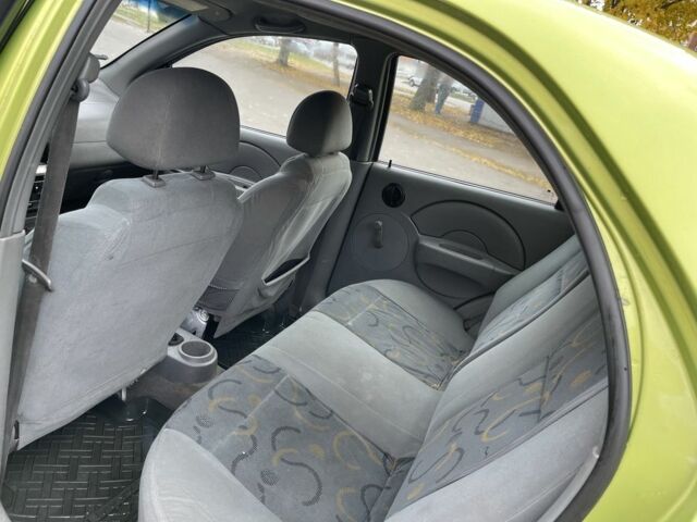 Зеленый Шевроле Авео, объемом двигателя 1.5 л и пробегом 250 тыс. км за 1600 $, фото 7 на Automoto.ua