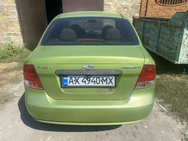 Зеленый Шевроле Авео, объемом двигателя 1.5 л и пробегом 250 тыс. км за 2400 $, фото 1 на Automoto.ua