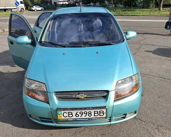 Зеленый Шевроле Авео, объемом двигателя 1.5 л и пробегом 186 тыс. км за 2500 $, фото 2 на Automoto.ua