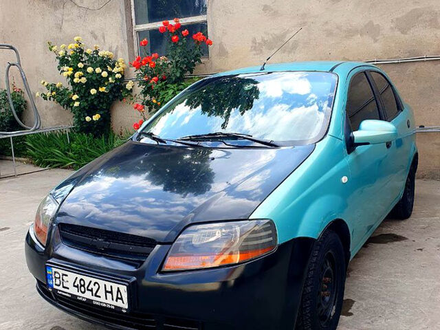 Зелений Шевроле Авео, об'ємом двигуна 1.5 л та пробігом 360 тис. км за 2300 $, фото 1 на Automoto.ua
