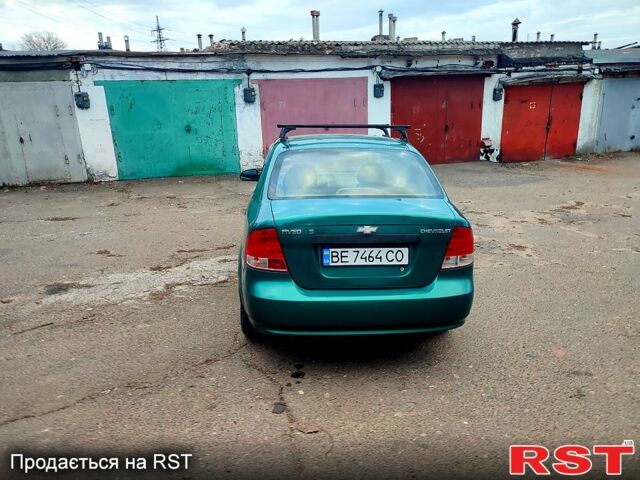 Зеленый Шевроле Авео, объемом двигателя 1.5 л и пробегом 202 тыс. км за 2500 $, фото 6 на Automoto.ua