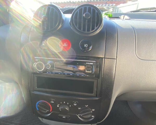 Зелений Шевроле Авео, об'ємом двигуна 1.5 л та пробігом 201 тис. км за 3200 $, фото 26 на Automoto.ua