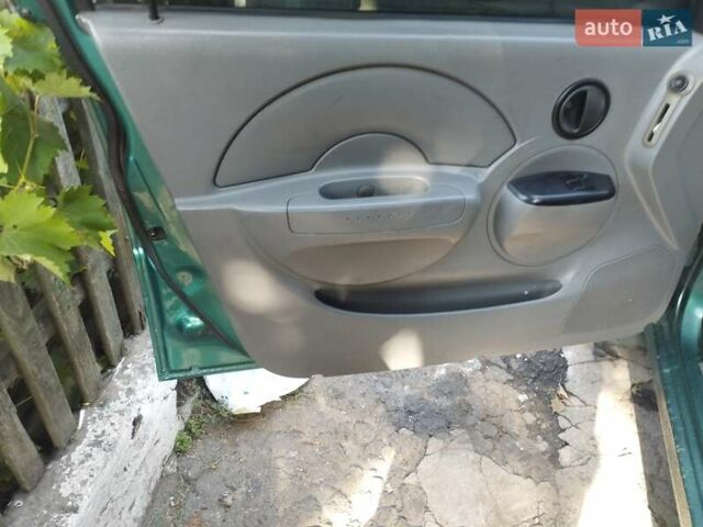 Зеленый Шевроле Авео, объемом двигателя 1.5 л и пробегом 230 тыс. км за 3000 $, фото 10 на Automoto.ua
