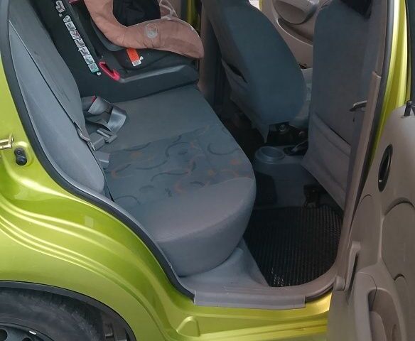 Зеленый Шевроле Авео, объемом двигателя 1.5 л и пробегом 107 тыс. км за 2000 $, фото 19 на Automoto.ua