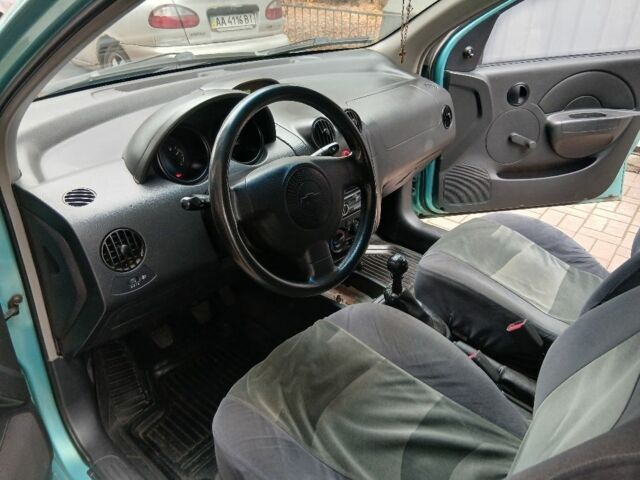 Зеленый Шевроле Авео, объемом двигателя 1.5 л и пробегом 170 тыс. км за 3000 $, фото 5 на Automoto.ua