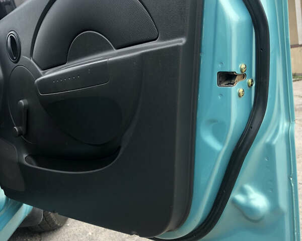 Зелений Шевроле Авео, об'ємом двигуна 1.5 л та пробігом 161 тис. км за 3500 $, фото 23 на Automoto.ua