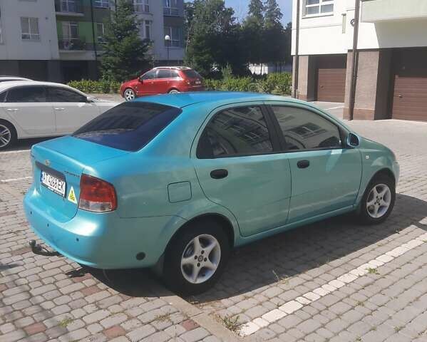 Зеленый Шевроле Авео, объемом двигателя 1.5 л и пробегом 260 тыс. км за 3400 $, фото 3 на Automoto.ua